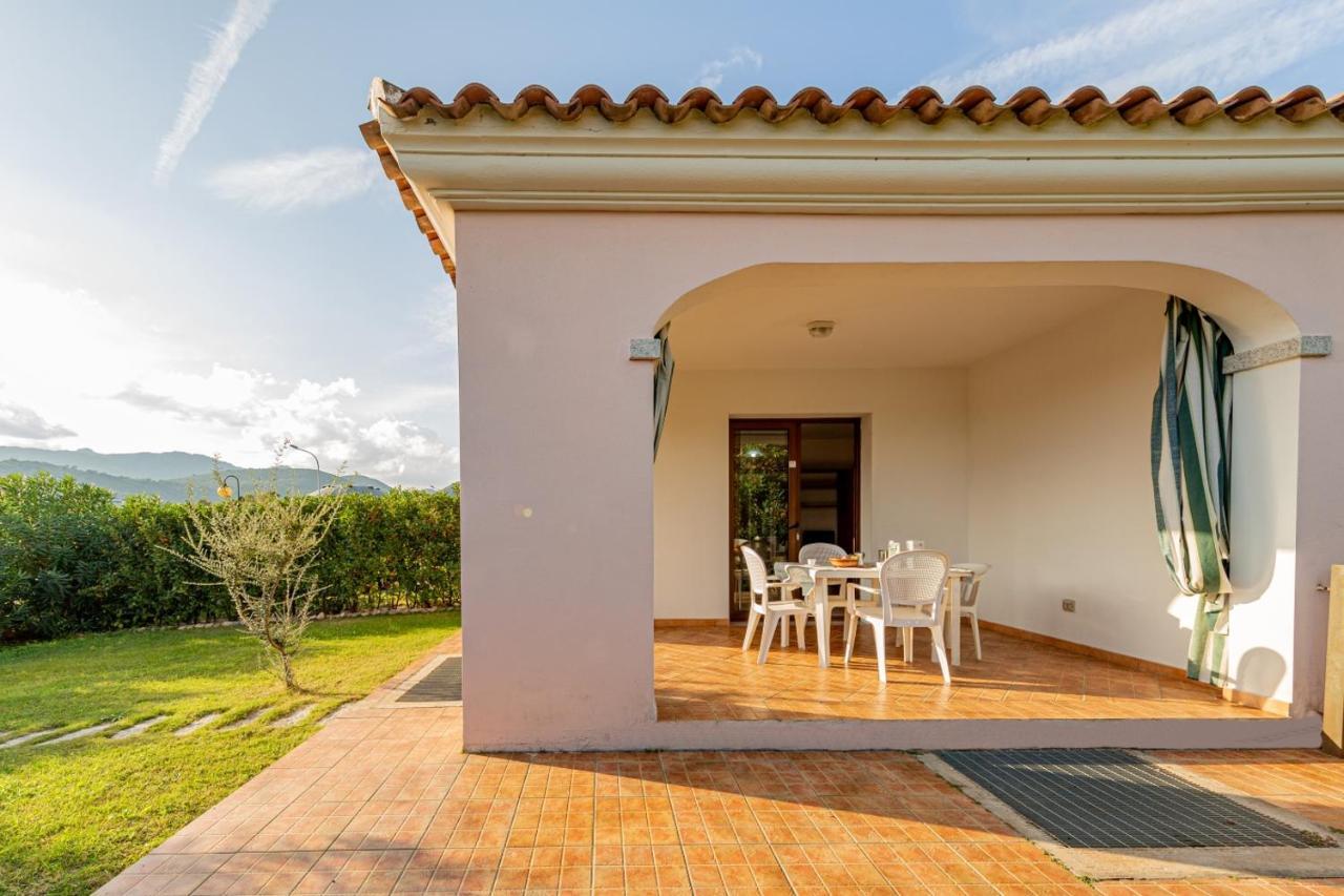 Appartamento Residenziale Trilocale 6 Posti Letto Via Sardegna San Teodoro San Teodoro  Exteriér fotografie
