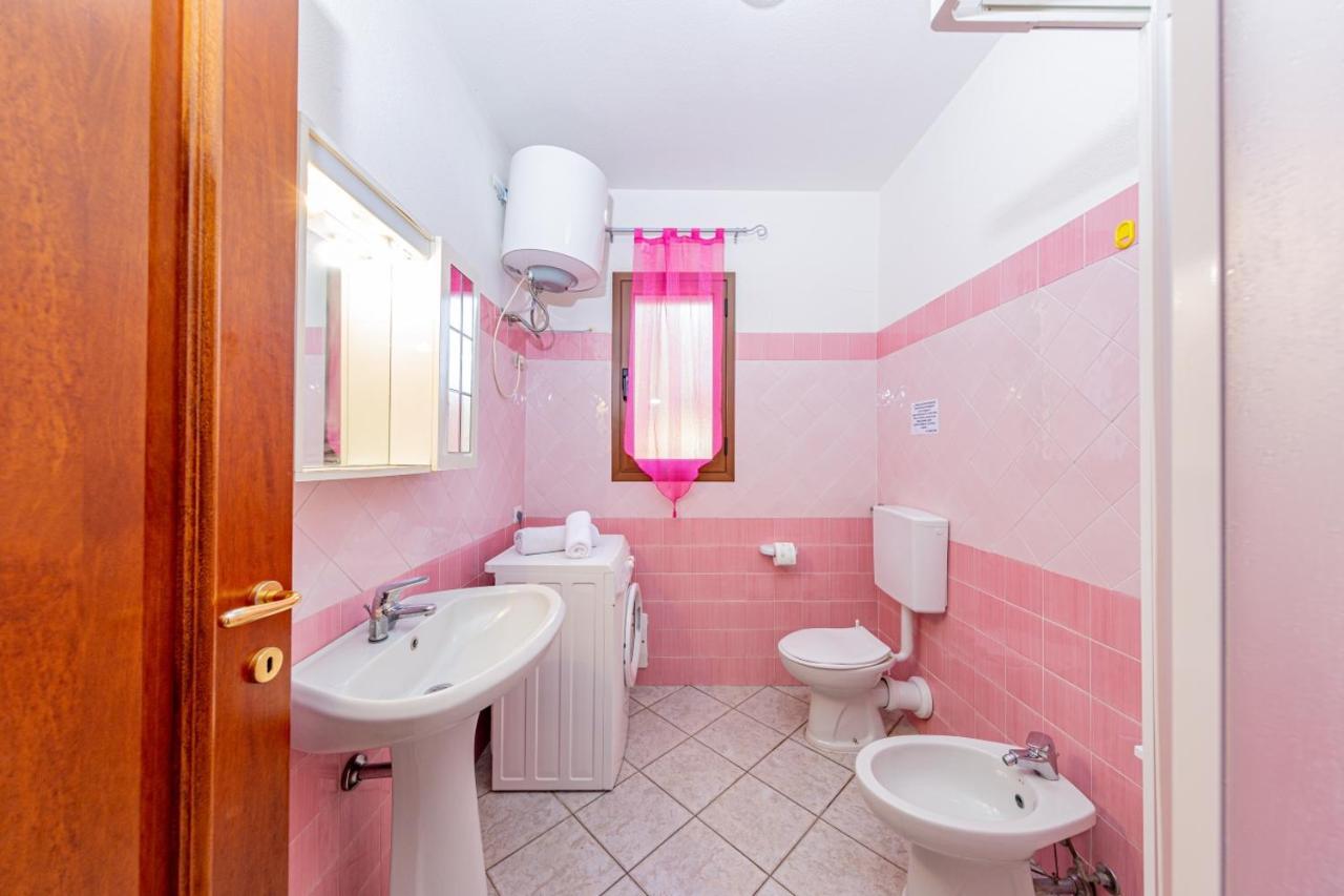 Appartamento Residenziale Trilocale 6 Posti Letto Via Sardegna San Teodoro San Teodoro  Exteriér fotografie