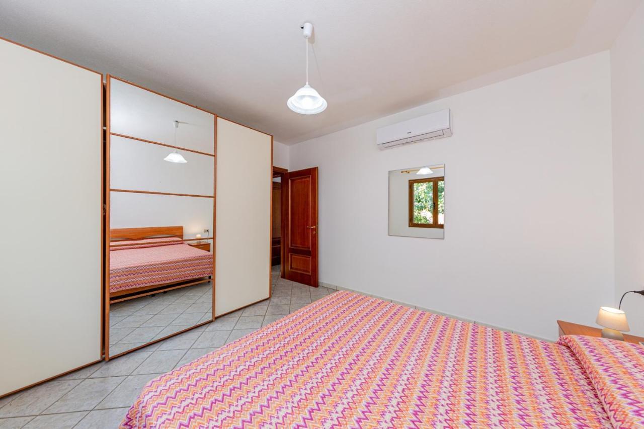 Appartamento Residenziale Trilocale 6 Posti Letto Via Sardegna San Teodoro San Teodoro  Exteriér fotografie